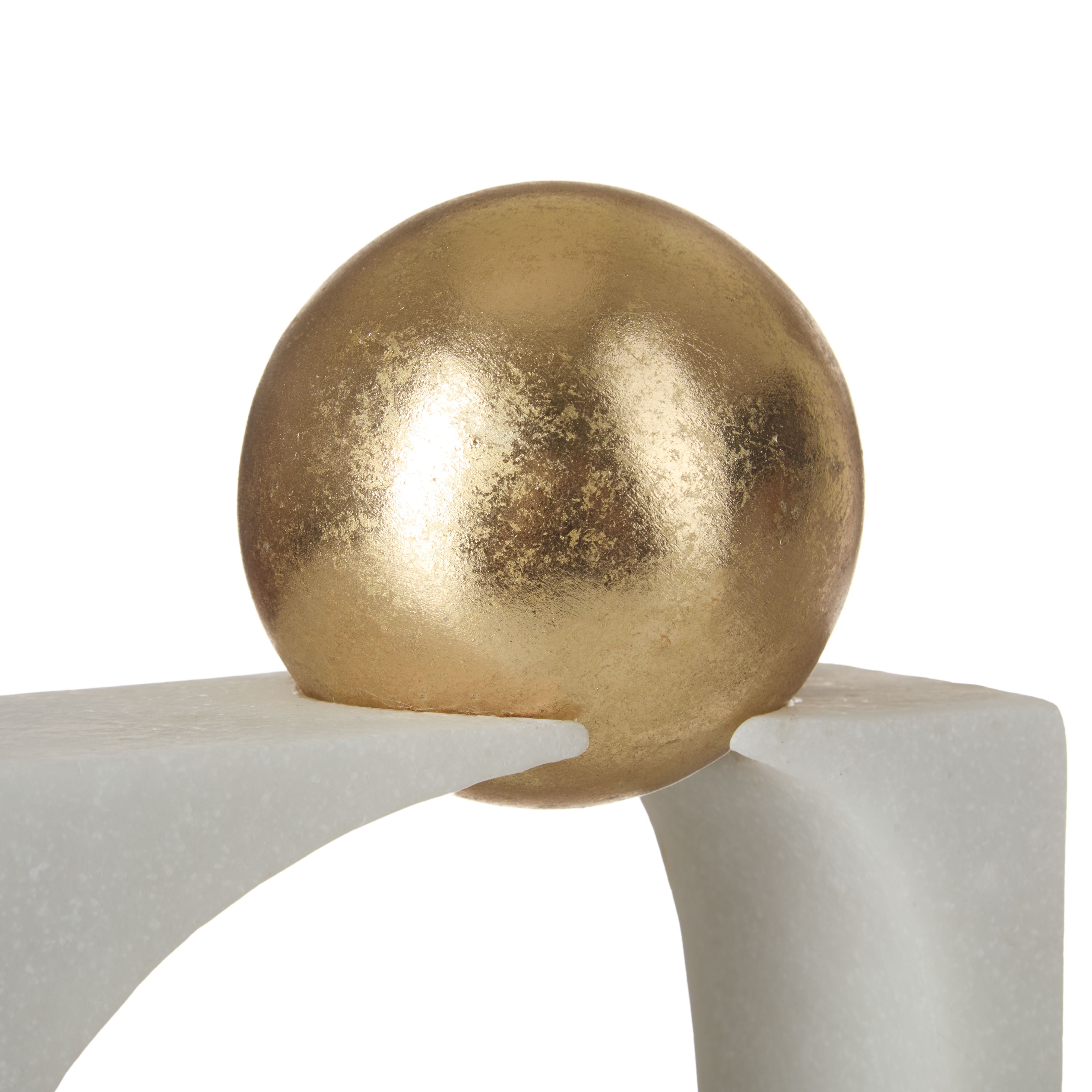 Frette Sculpture – White & Gold