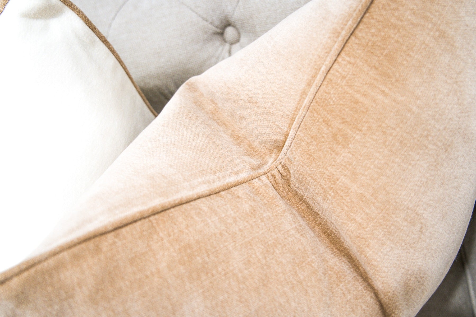Carson Cushion