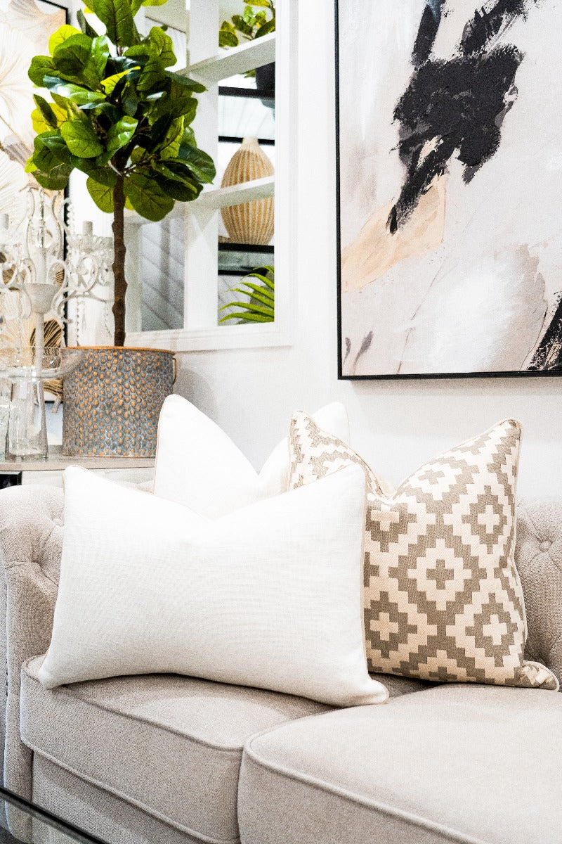 Saratoga Cushion