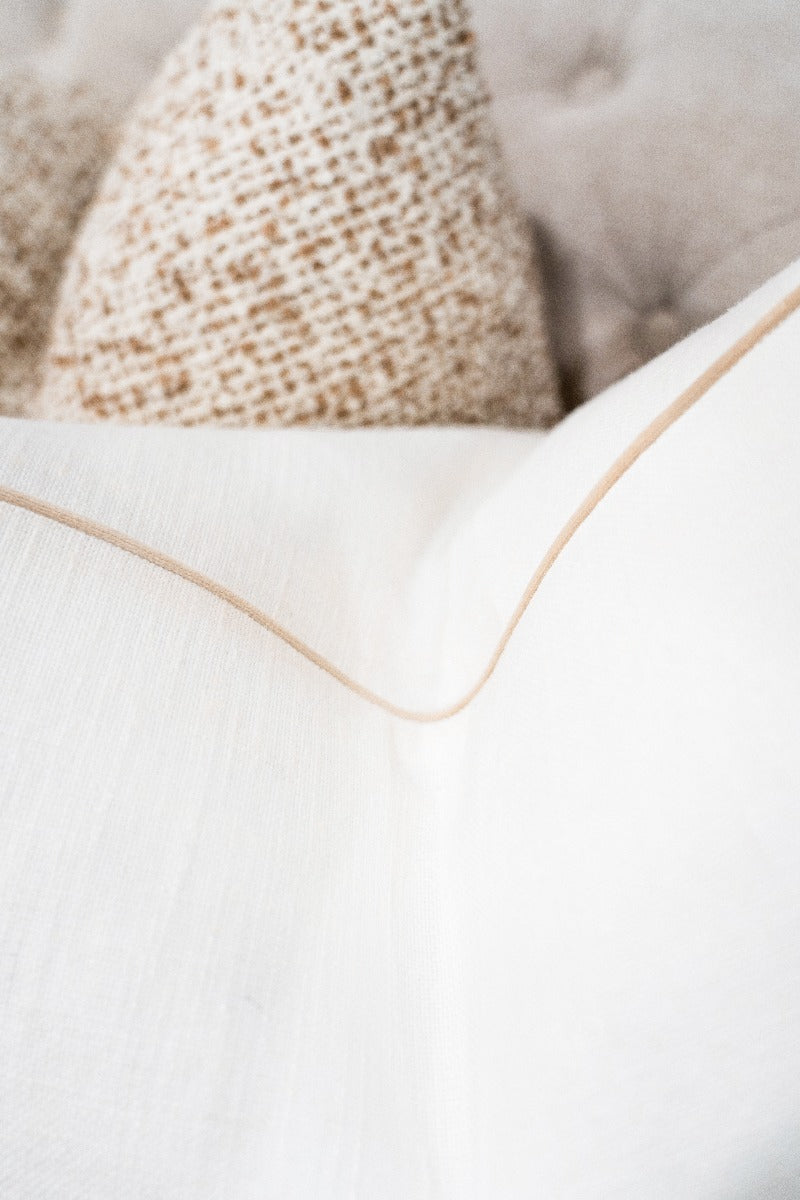Saratoga Cushion