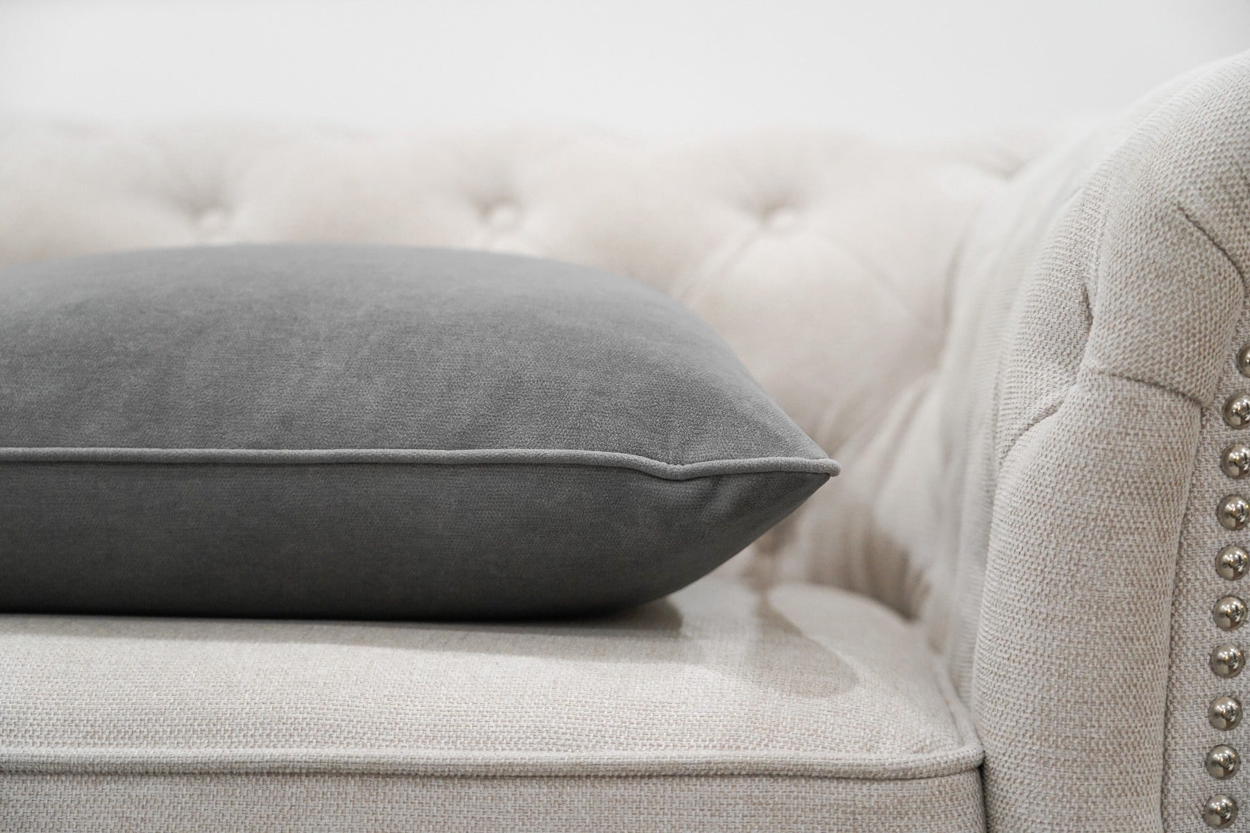 Steele Elegance Cushion