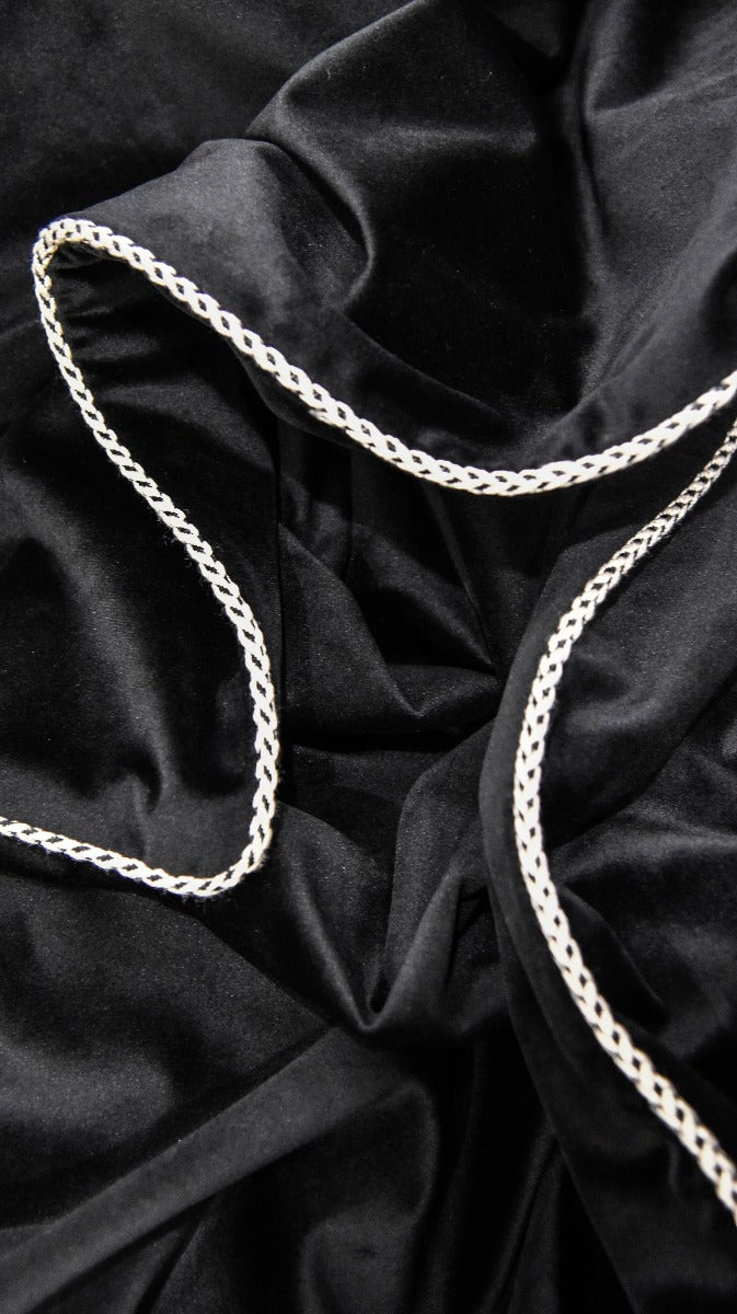 Midnight Velvet White Piped Throw