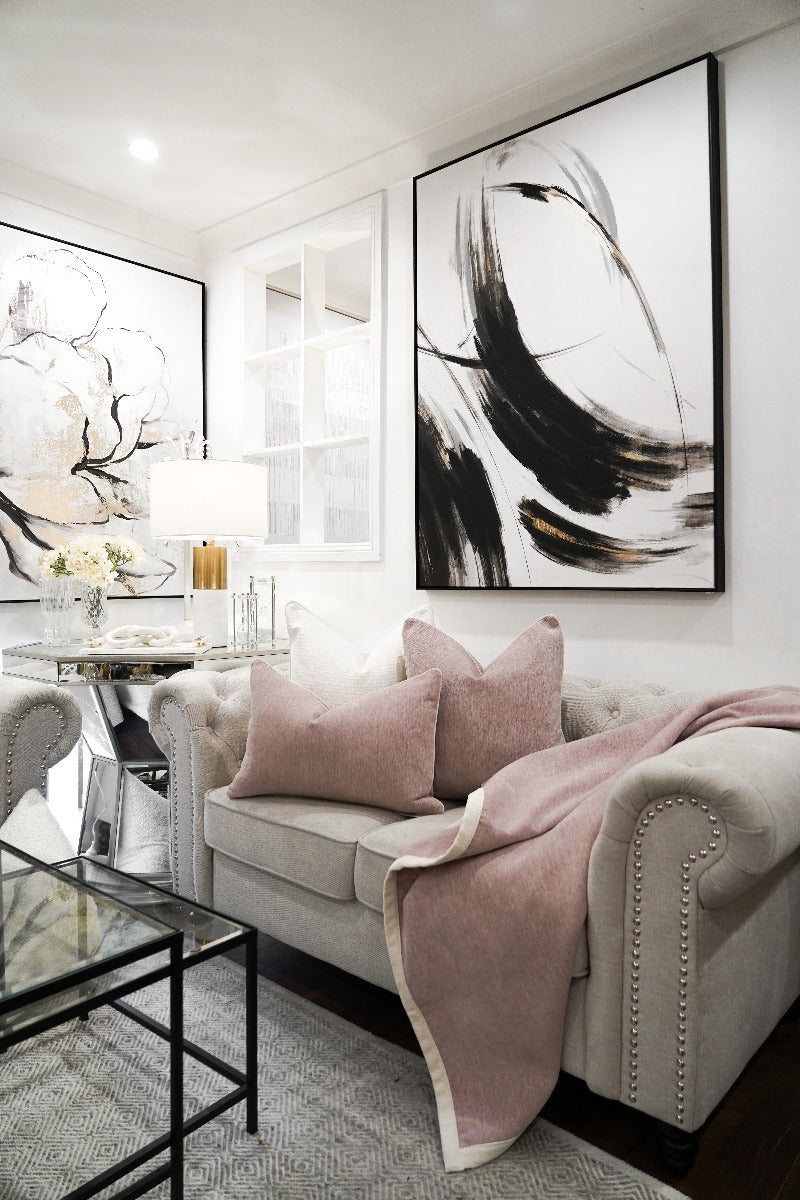 Blush Ribbed Chic Throw