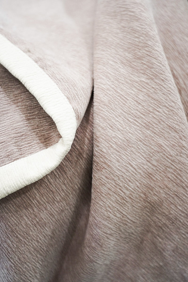 Blush Ribbed Chic Throw
