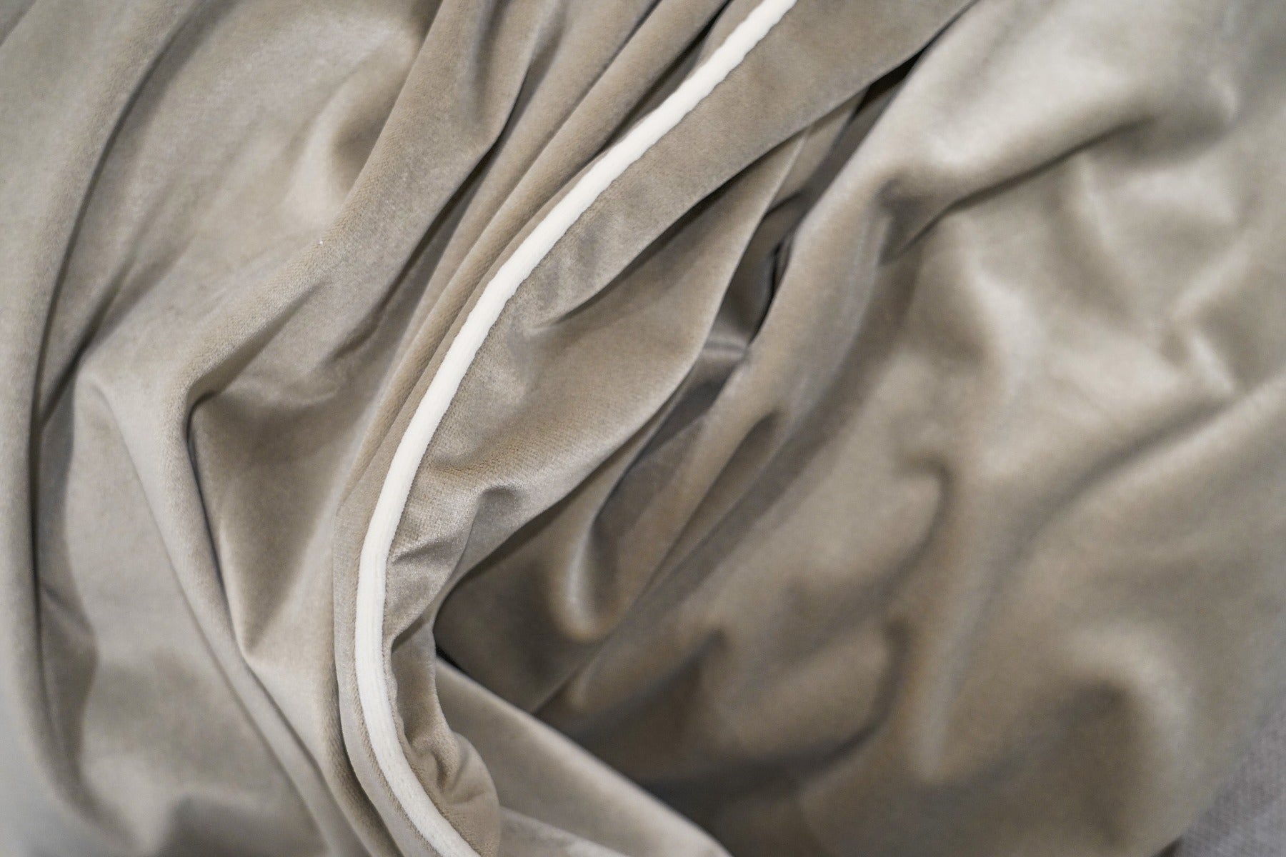Velvet Sands Throw